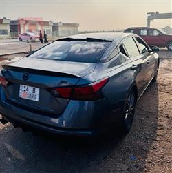 نيسان ألتيما